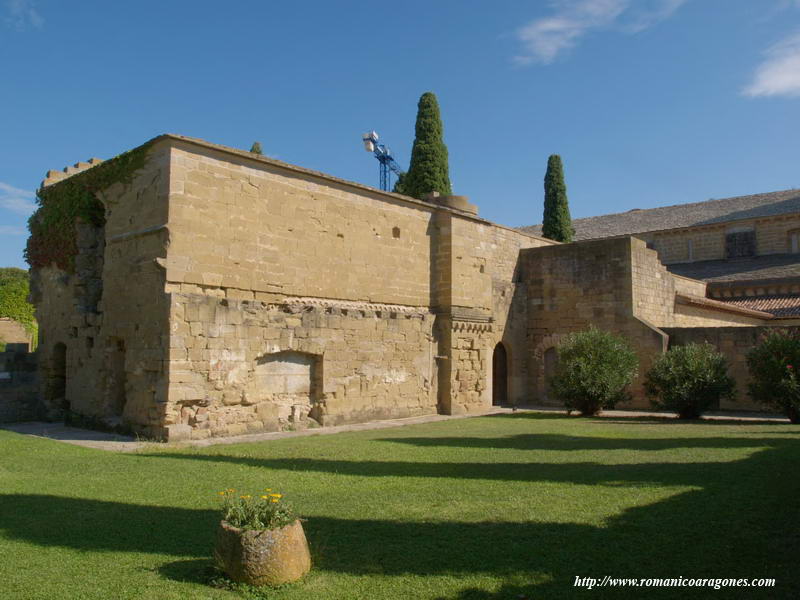 DEPENDENCIAS AL NORTE DEL TEMPLO